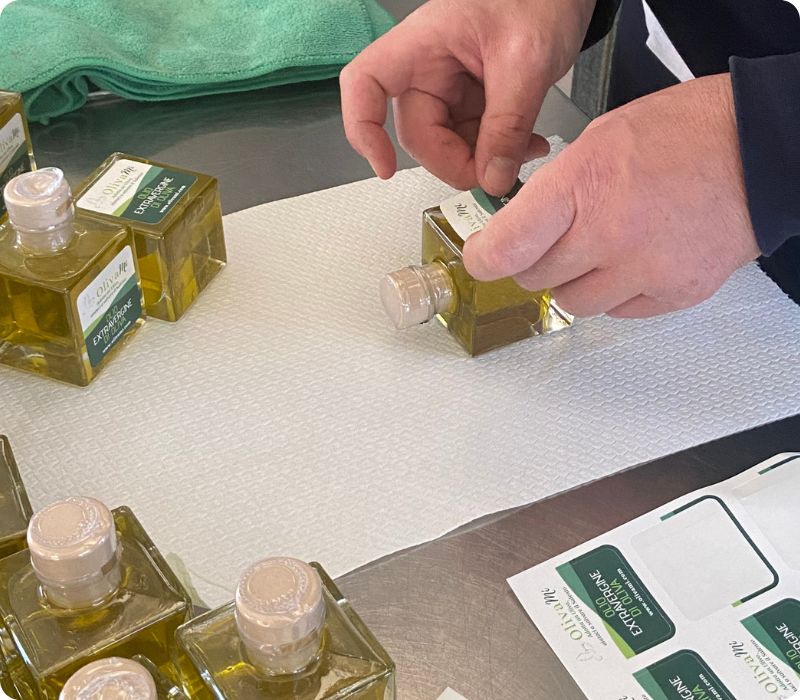 bomboniere solidali olivami etichettatura olio